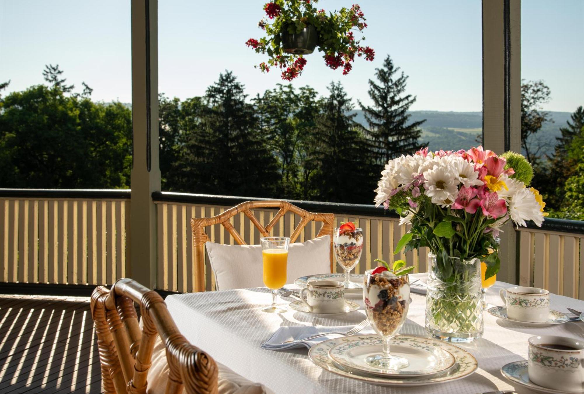 Idlwilde Inn Watkins Glen Exterior foto