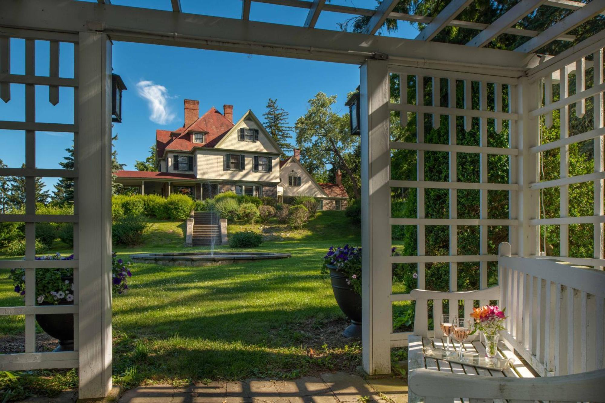 Idlwilde Inn Watkins Glen Exterior foto